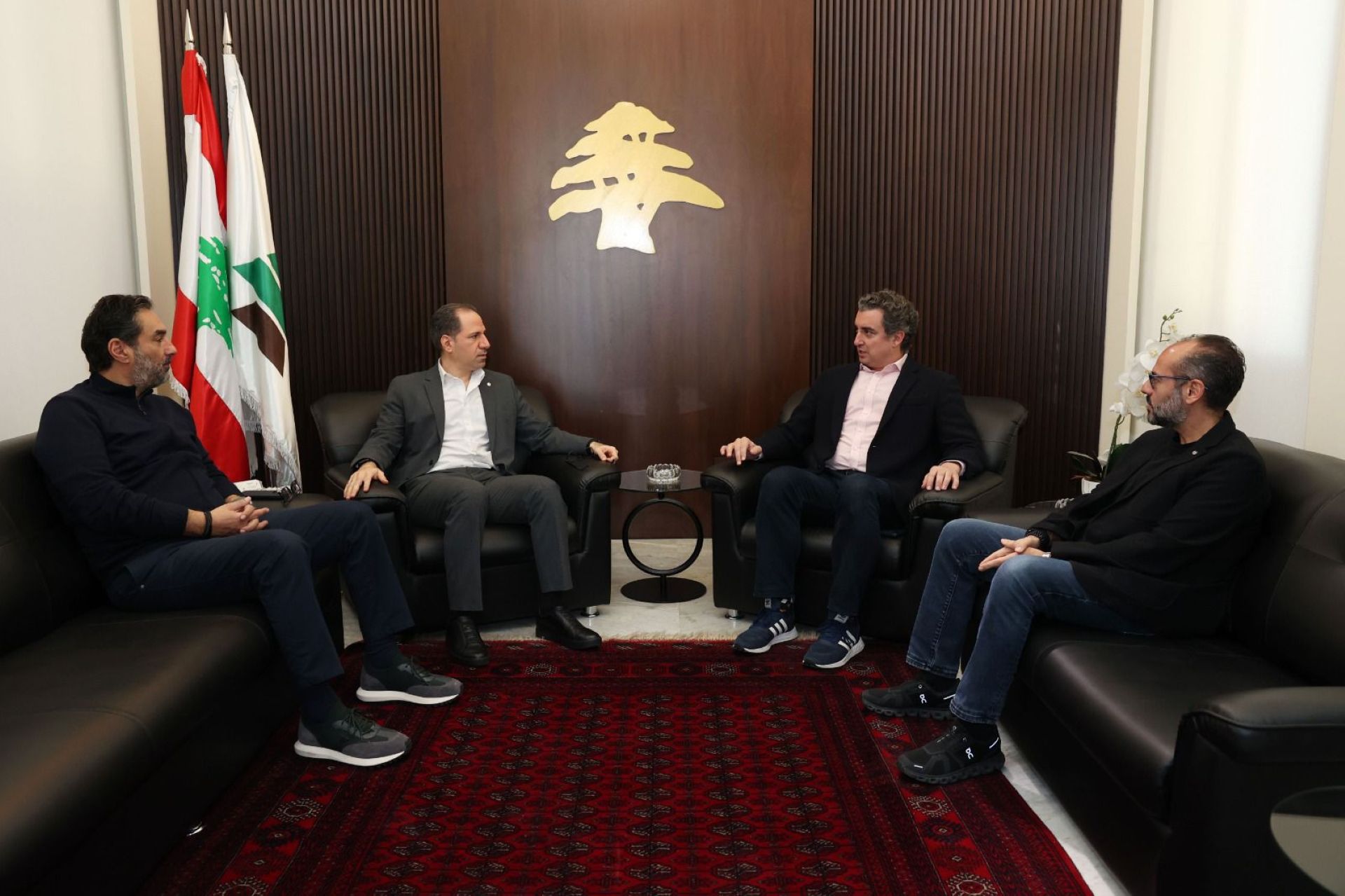 الجميّل التقى ضو والصادق